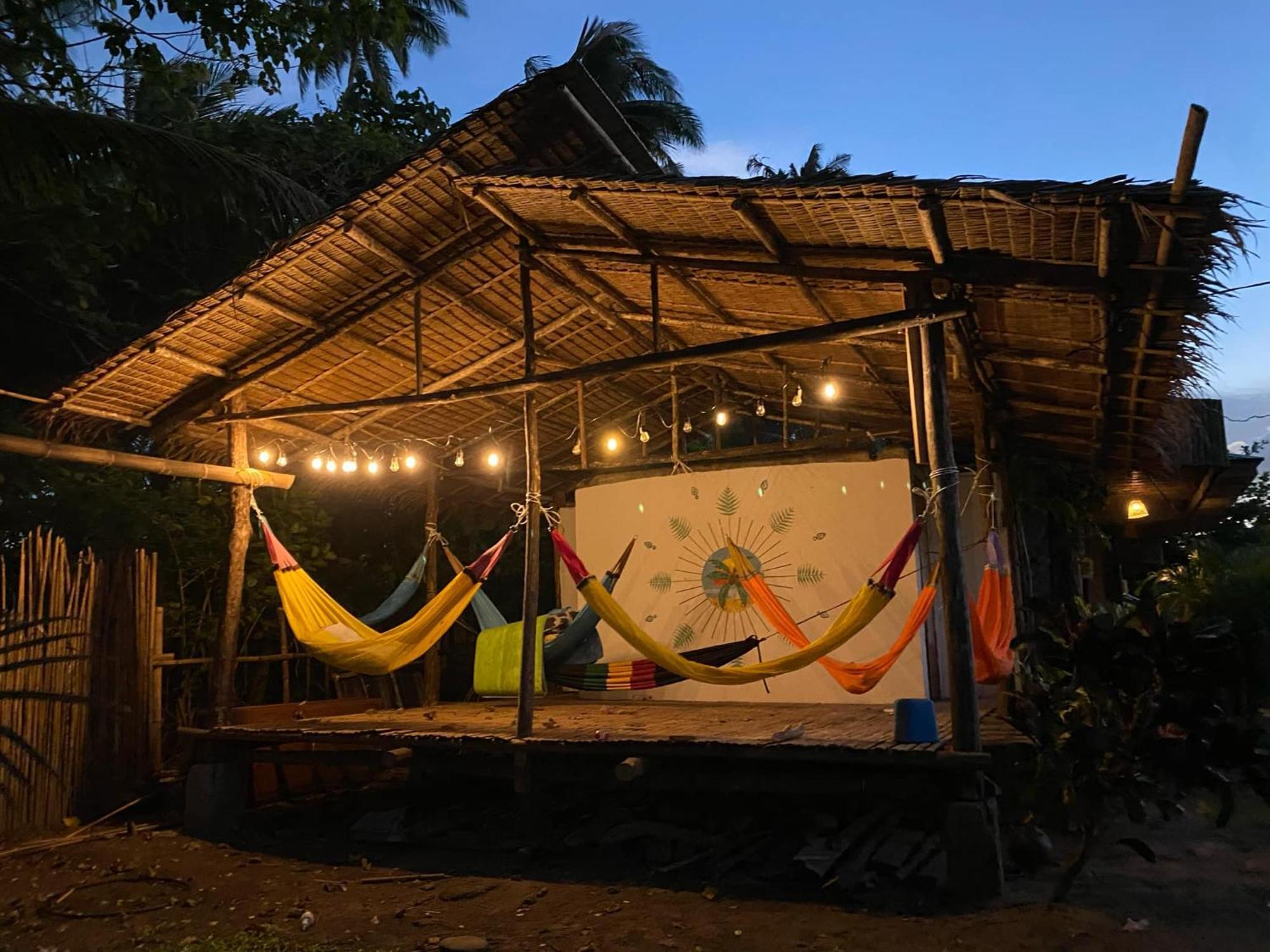 Amihan Beach Hostel San Vicente  Luaran gambar