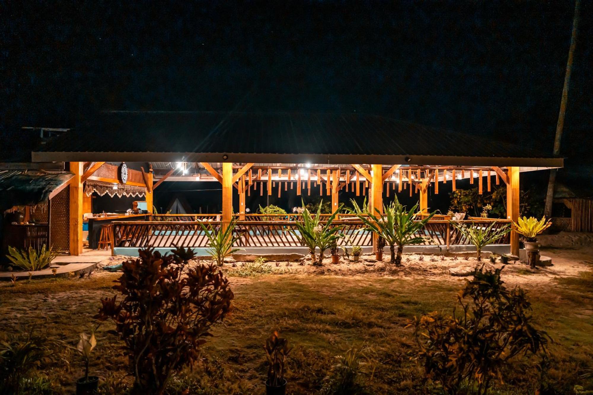Amihan Beach Hostel San Vicente  Luaran gambar